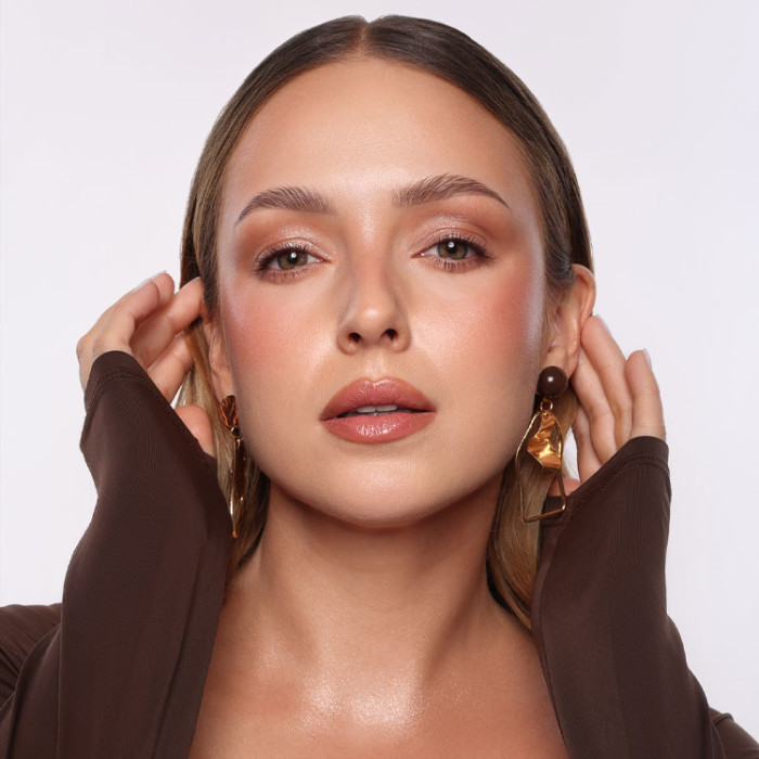 Мультифункціональний хайлайтер LOVRO Wet Glow для очей, обличчя та тіла, 4,5 г (5903843265238)