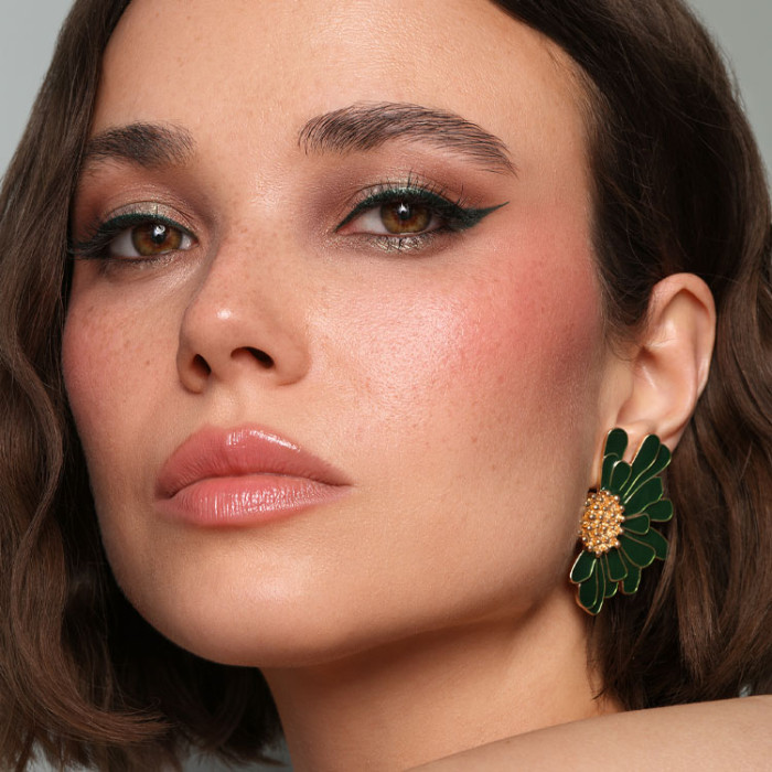 Рідка підводка для очей LOVRO Bloomlight Emerald, 0,6 г (5903843265818)